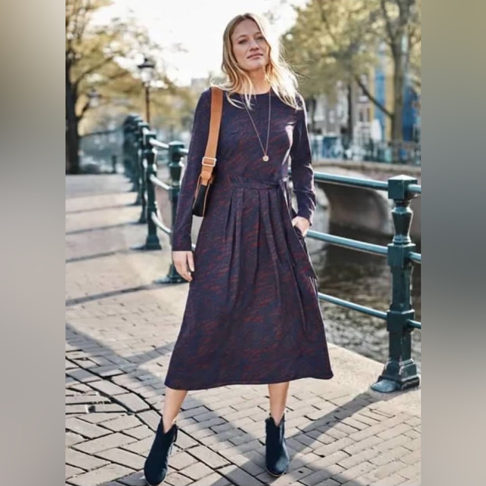 BODEN Lydia Dress Maroon Zebra Spot